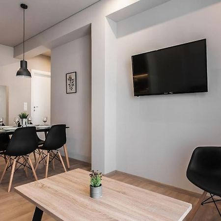 Piraeus Deluxe 2Bdr Apt - Near Metro And Port エクステリア 写真