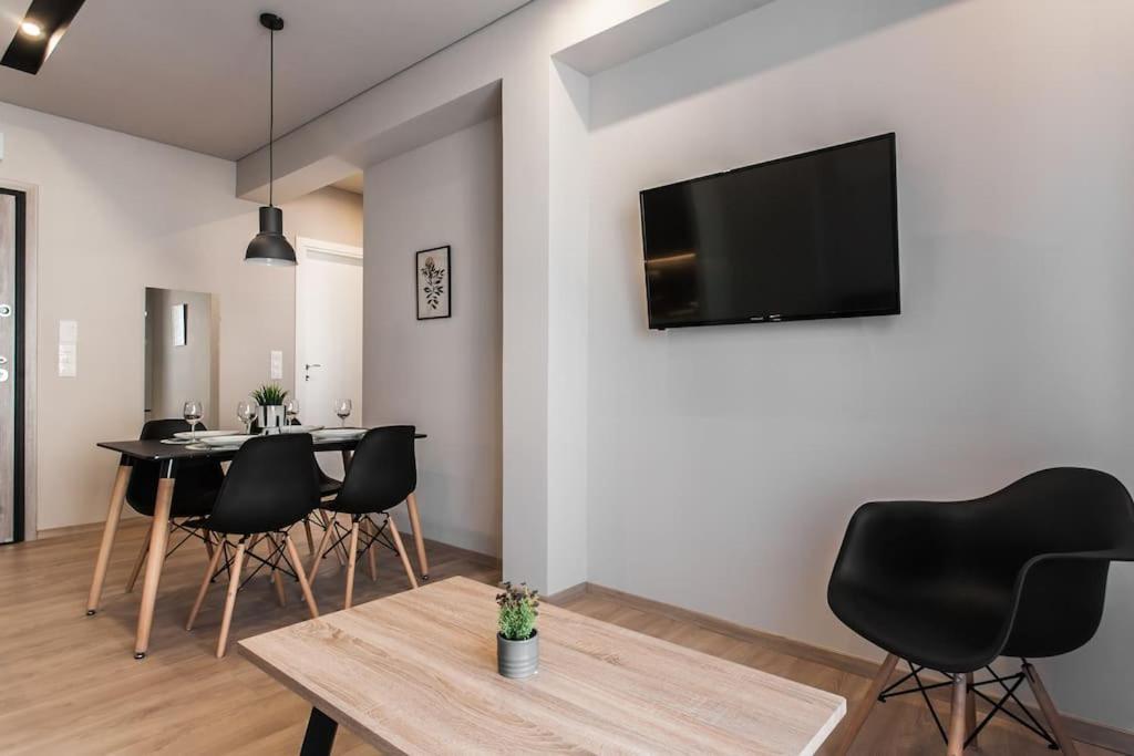 Piraeus Deluxe 2Bdr Apt - Near Metro And Port エクステリア 写真