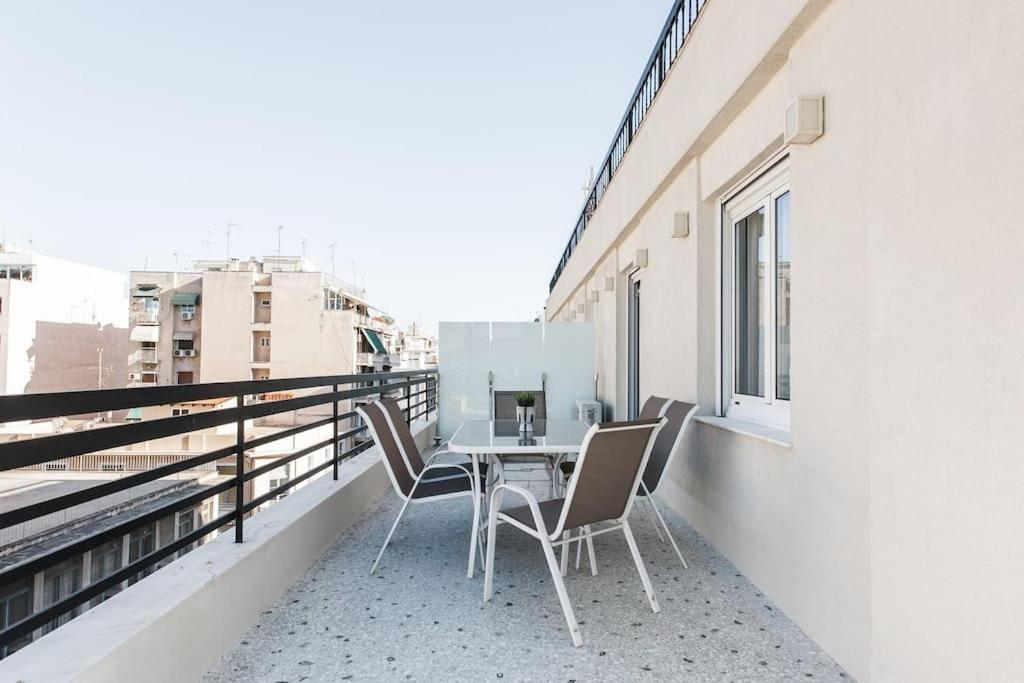 Piraeus Deluxe 2Bdr Apt - Near Metro And Port エクステリア 写真